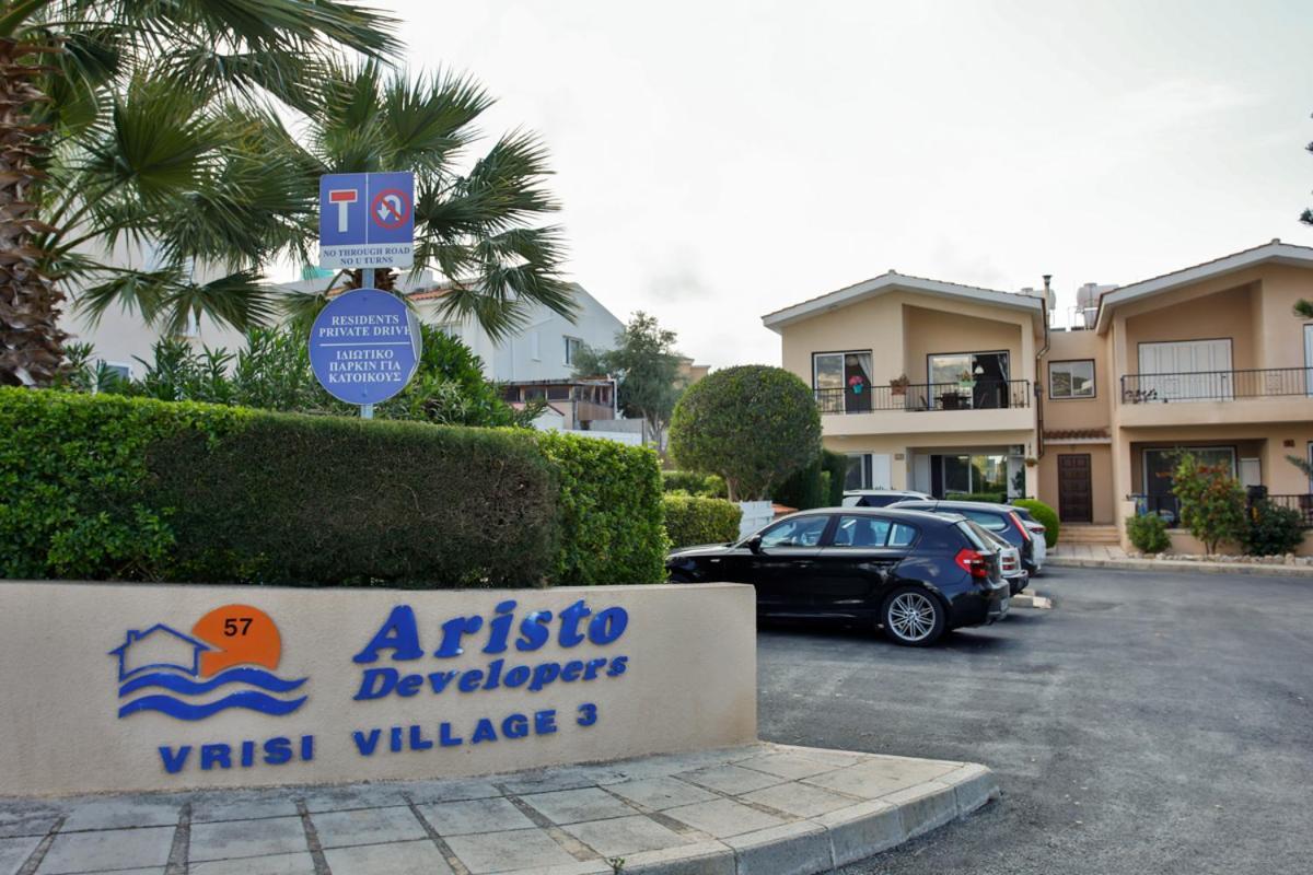 The Marilouize Apartment Peyia Exterior photo