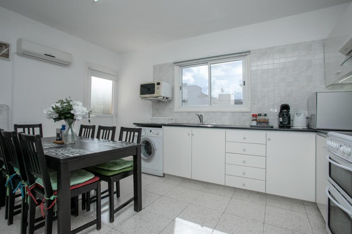 The Marilouize Apartment Peyia Exterior photo