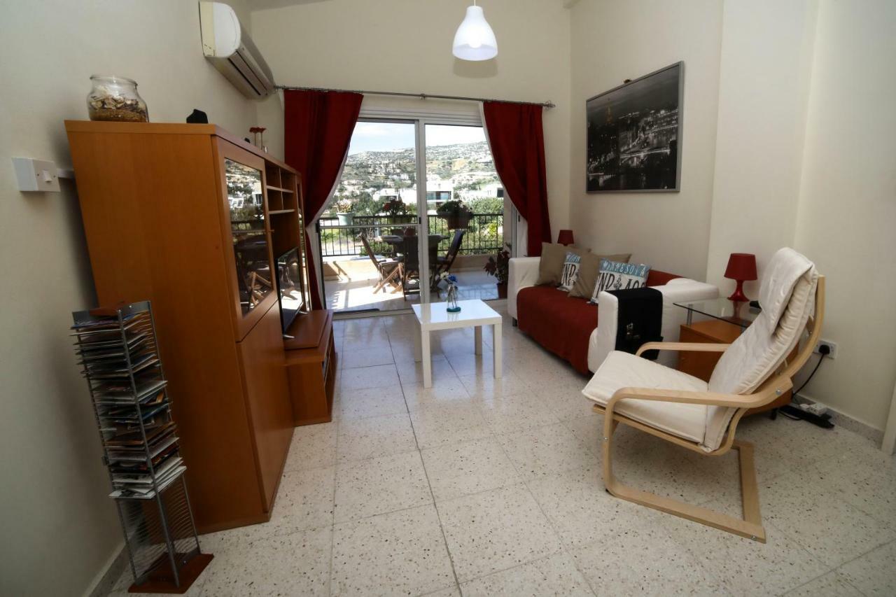 The Marilouize Apartment Peyia Exterior photo